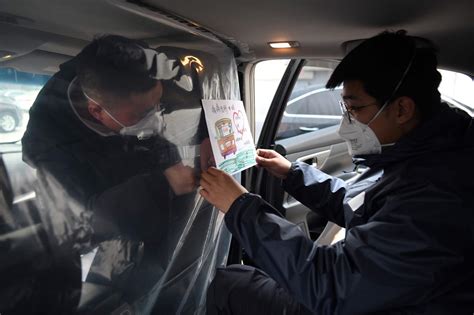 Drivers Feel Abandoned by Uber and Lyft as Coronavirus Pandemic Emerges