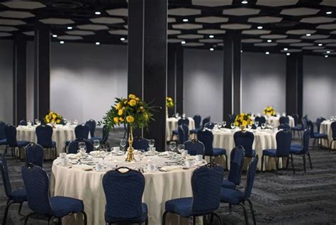 The Renaissance Columbus Downtown Hotel - Columbus, OH - Wedding Venue