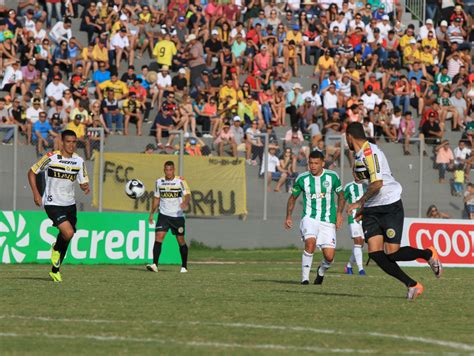 Coritiba Conta Elemento Surpresa De Pachequinho Pra Golear