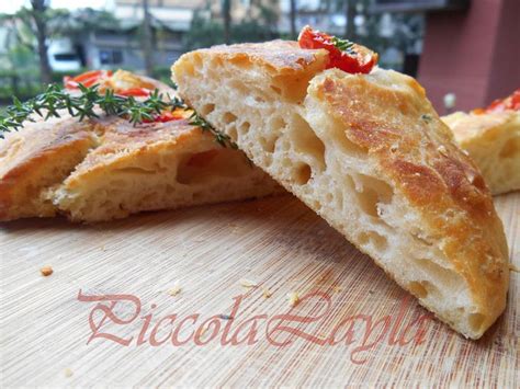 Panfocaccia Al Timo E Pomodorini Con Pasta Madre Profumo Di Sicilia