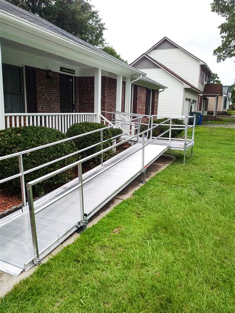 Aluminum Wheelchair Ramps, Modular Ramps | Centerspan Medical