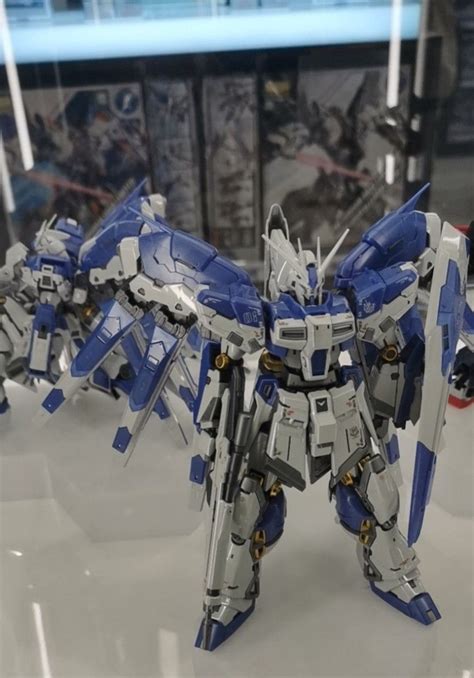 Rg hi nu gundam titanium finish gundam base limited 興趣及遊戲 玩具 遊戲類