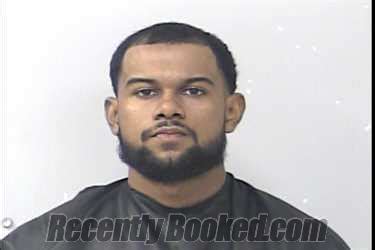 Recent Booking / Mugshot for Jose Rolando in St Lucie County, Florida