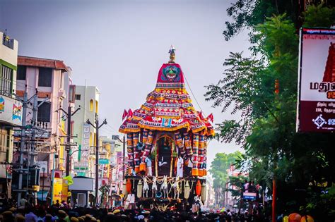 Rituals at Meenakshi Temple - Meenakshi Temple