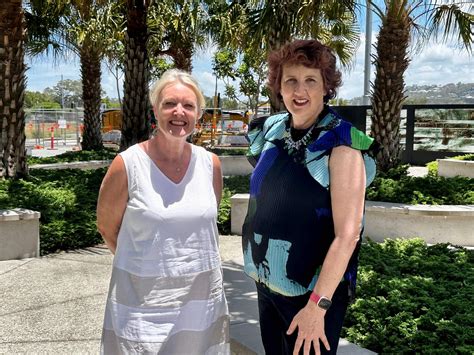 ‘Read the room’: debate intensifies over light rail