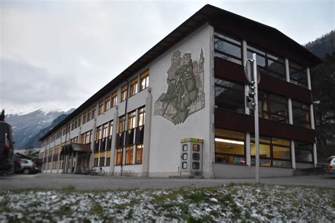 Neustift Neue Ideen für alte Schule gesucht Stubai Wipptal