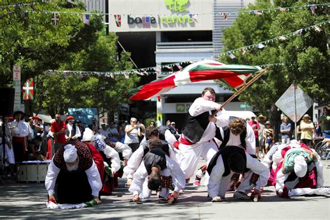 Exploring America's Spanish Basque country | Adventure.com