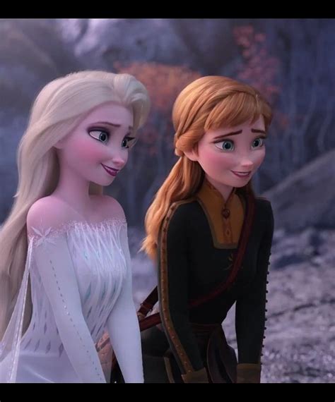 Artemis Axel Adlı Kullanıcının Frozen Panosundaki Pin Disney