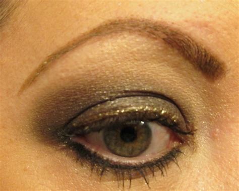 Make~up Jungle: Stila Smoky Brown Eyes...