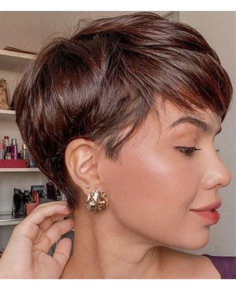 Pin By Shahala Miller On Hair Make Up And Nails In 2024 Short Hair