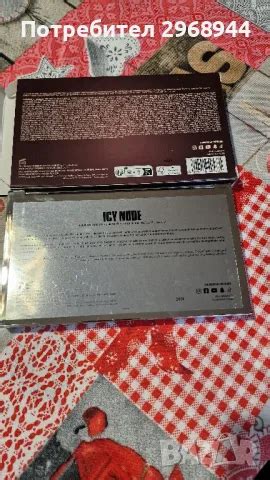 Huda Beauty Icy Nude Eyeshadow Palette палитра в Декоративна козметика