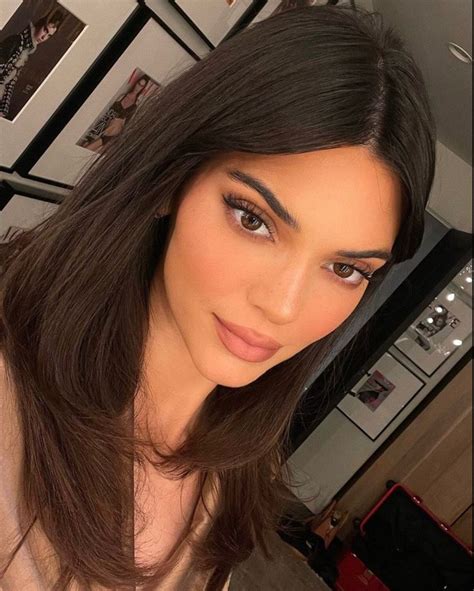 Pin By Katie Jones On Kardashian Jenner Kendall Jenner Hair Kendall