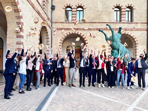 Univaq La Cerimonia Finale Della Terza Stagione Di Situm Future