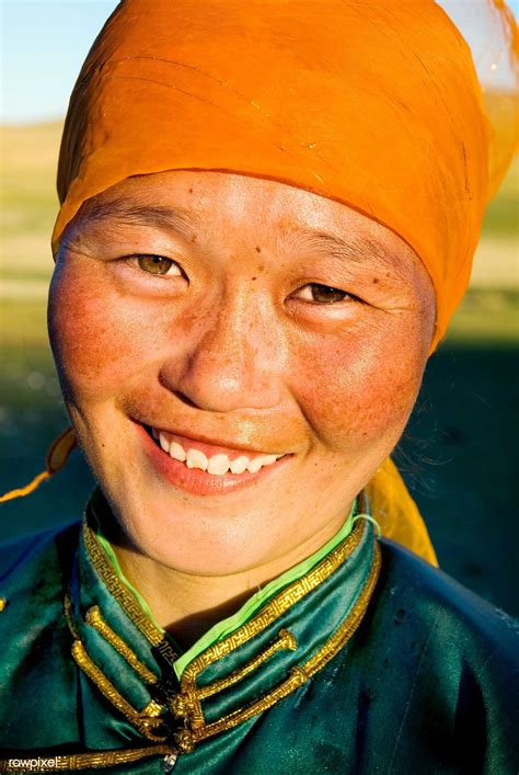 Mongolian woman in a traditional dress | premium image by rawpixel.com