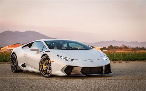 Fonds D Ecran X Lamborghini Huracan Novara Tuning Blanc