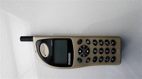Cell Phones Museum » Maxon MX-3204 - 1999