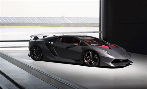 Lamborghini Sesto Elemento Hits The Track: Video