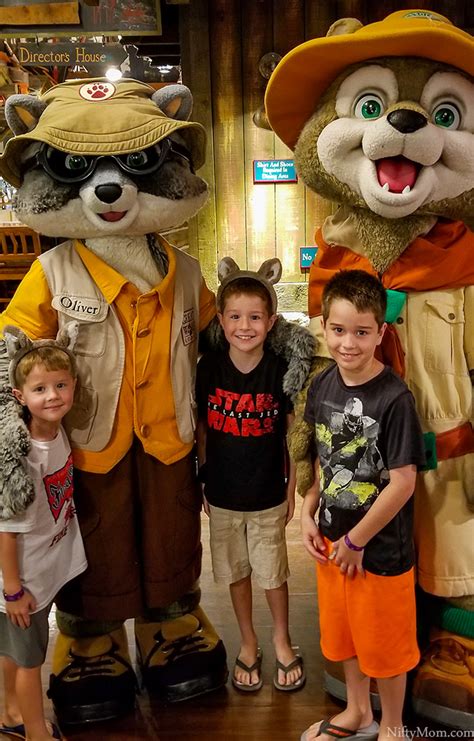 Great Wolf Lodge Characters