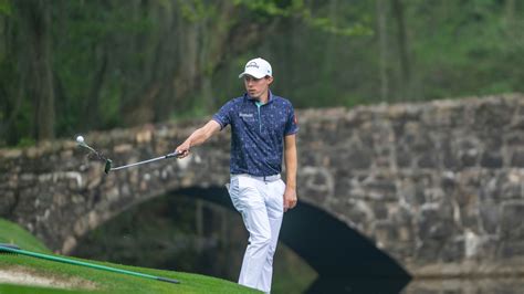 Matthew Fitzpatrick Of England Chips To The No Green During