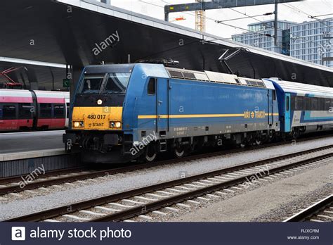 class 480 electric locomotive;vienna main;austria Stock Photo - Alamy