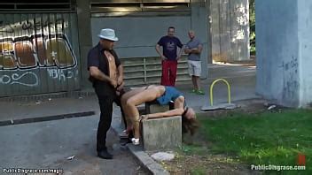 Atada euro babe follada en público XVIDEOS