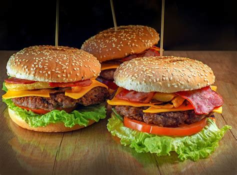 Gak Perlu Beli Cobain Nih Burger Terdekat Sederhana