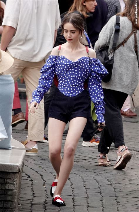 Lily Collins Lily Collins Nude OnlyFans Leaks Fappening Page 3 FappeningBook