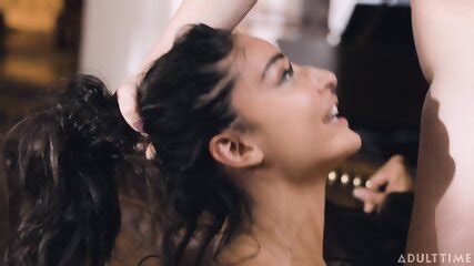 Anal Experts Nathalie Mars And Emily Willis Threesome