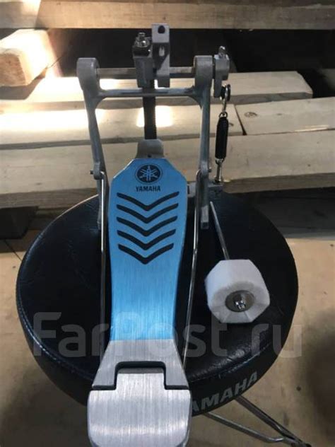 Продам педаль для барабанов Yamaha - Ударные во Владивостоке