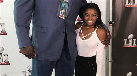 Photo: Simone Biles Confirms Shaq Is Tall