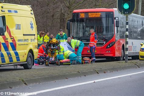 Fietser Ernstig Gewond Na Aanrijding Met Lijnbus Bij Steenbergen