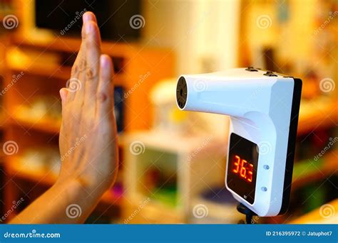 Body And Hand Temperature Scanner Thermal Sensor Technology For Covid