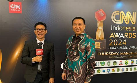 Bupati Basli Ali Terima Penghargaan Dari CNN Indoensia Awards 2024