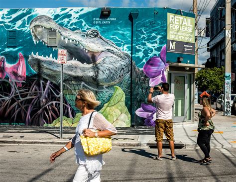 In Miami, the Murals Are the Message - The New York Times