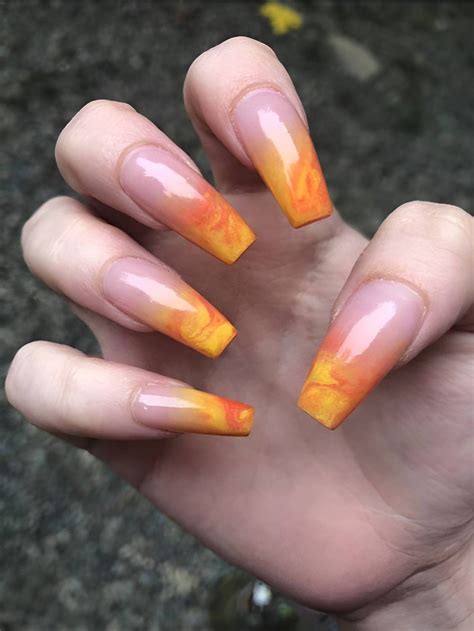 Fabulous Nude Ombre Nail Ideas To Glam Up Your Outfits