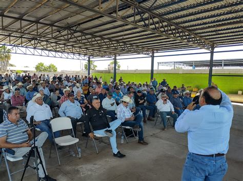 Acuerdan Productores Agr Colas Sacar Su Maquinaria El S Bado E Ir Al