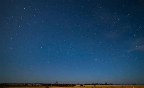 Desert night sky Stock Photos, Royalty Free Desert night sky Images | Depositphotos