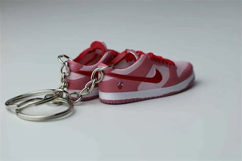 Sb Dunk Low Strange Love Sneakers 3d Keychain