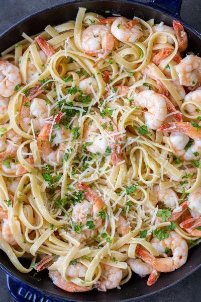 The Easiest Shrimp Linguine (Crazy Good) - Momsdish