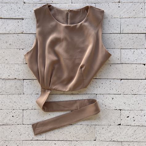 Conjunto Alfaiataria Cropped E Saia Midi Fenda Nude Dondoca Moda Feminina