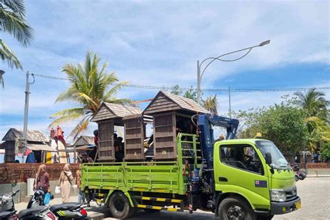 Gerobak Kreatif Biang Kerok Pantai Kuta Kumuh Akhirnya Diangkut