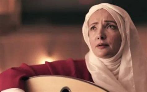 Aida Al Ayoubi Returns With Cairokee In Yal Medan Video Song News