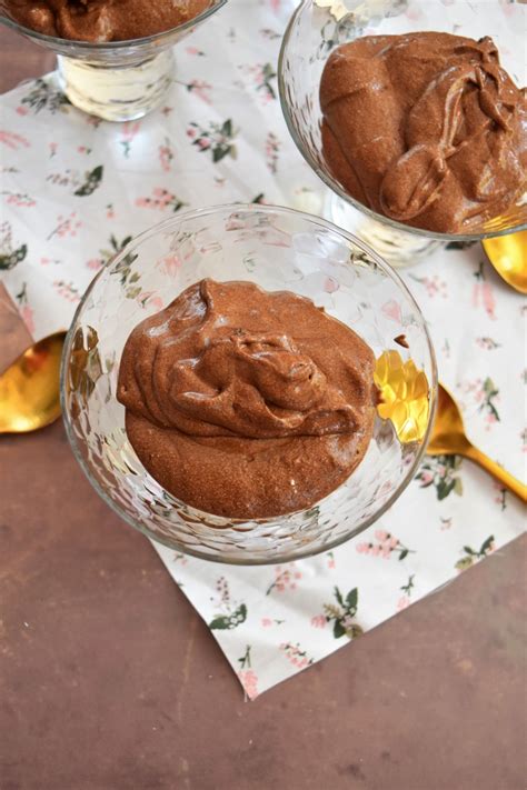 Mousse Au Chocolat L G Re Aux Blancs D Oeufs Recette Facile