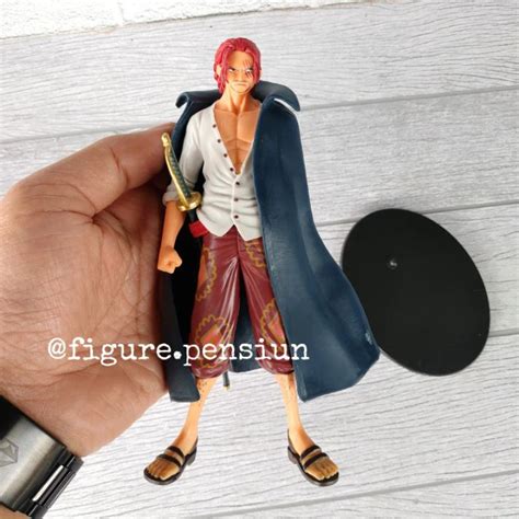 Jual Anime One Piece Akagami Shanks Red Hair Movie Red Figure Shopee