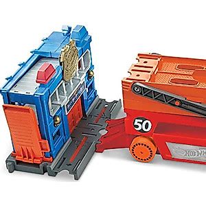 Hot Wheels MEGA Hauler With Expandable Levels Storage For Up To Scale Toy Cars