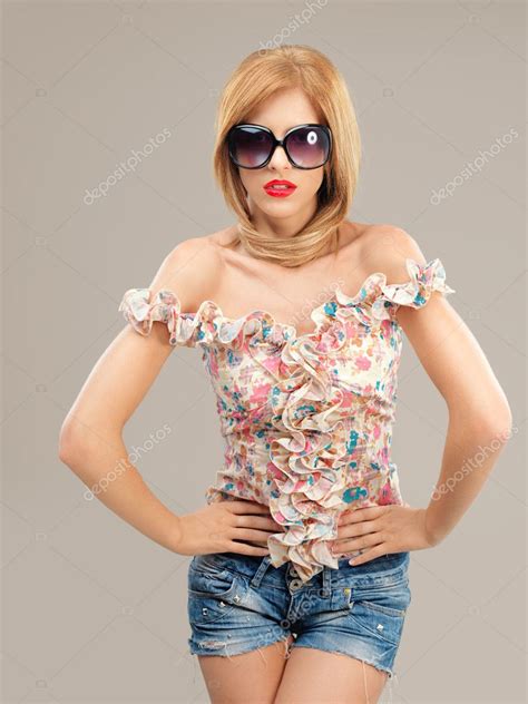 Sexy Blonde Woman With Sunglasses Posing Stock Photo Shotsstudio 6836882