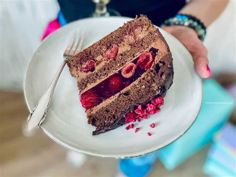 Tort Czekoladowo Wi Niowy Prosty Przepis Na Tort