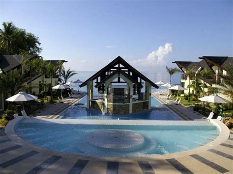 Beach Resorts in Batangas You Can Visit for the Long Weekend