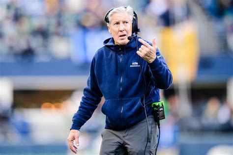 Pete Carroll Identifies Geno Smiths Leadership As A Strength For The