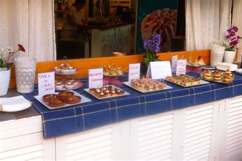 The Tapas Route - 14 Restaurants in 1 Night, Puerto Pollensa ...